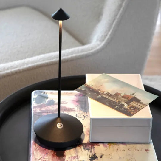 Stolní LED lampa – bezdrátová a dobíjecí