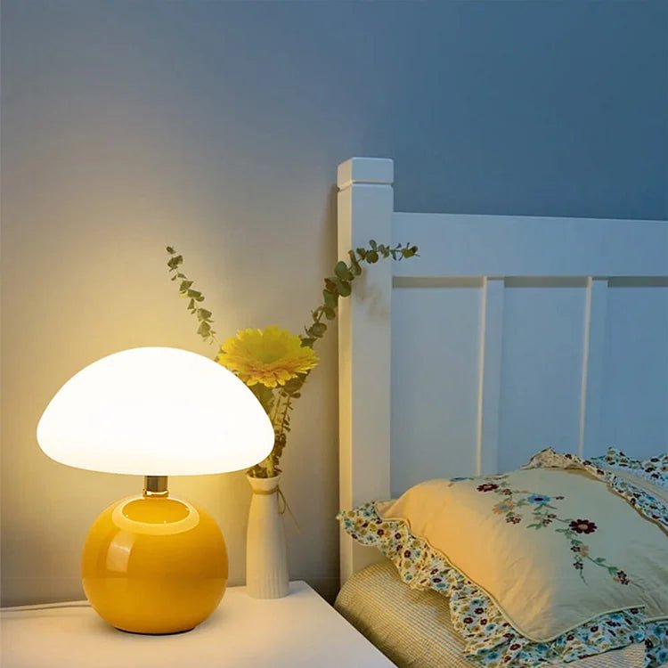 Mushroom-Shaped Table Lamp – Elegance and Originality