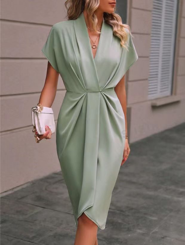 Nadia | Midi Cross Dress – Elegant en Vrouwelijk