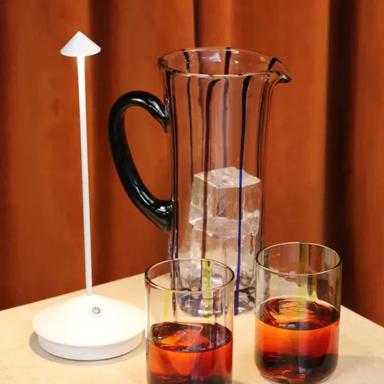Stolní LED lampa – bezdrátová a dobíjecí