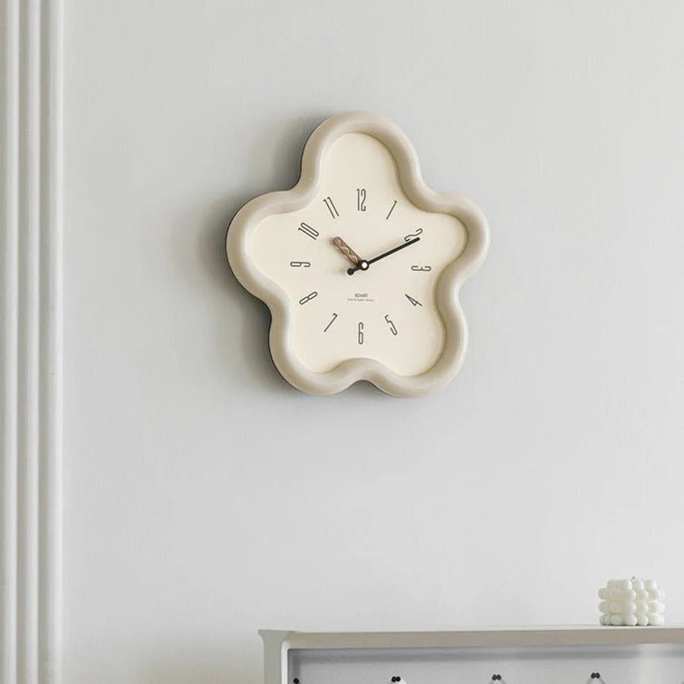 Relógio de Parede Pêndulo Flor 3D – Elegância Decorativa e Estilo Moderno