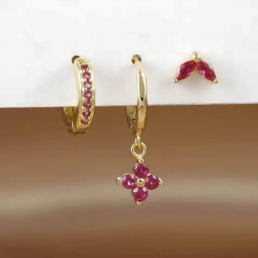 Insieme di Orecchini e Piercing – Versatilità e Sottile Brillantezza