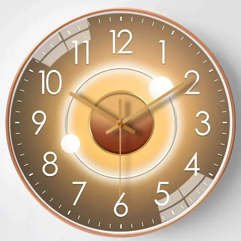 ساعة حائط صامتة