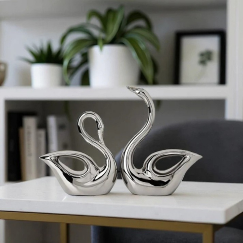 Sculptură Ceramică Decorativă – Eleganță și Rafinat
