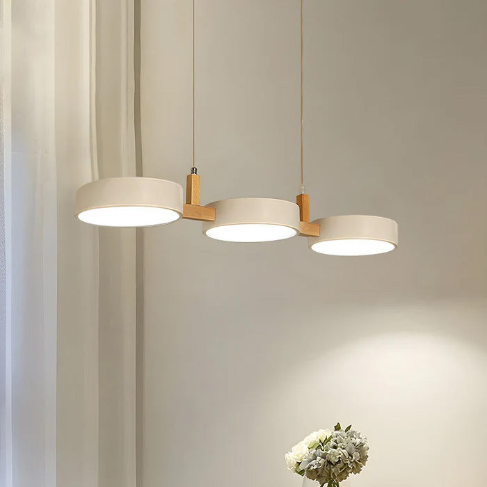 Candelabru Suspendat Modern Din Metal – Design Elegant Și Iluminat În Trend 