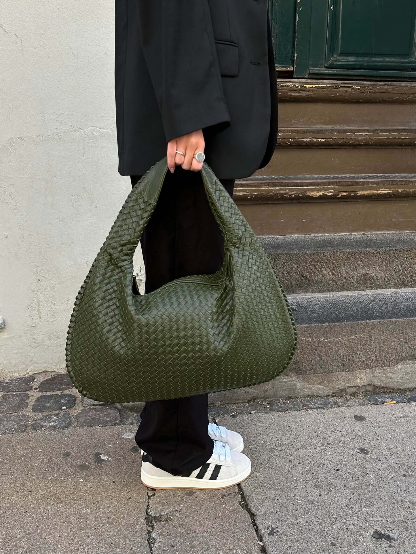 Josiane | Bolsa de Mano Trenzada – Elegancia Artesanal y Encanto Atemporal 