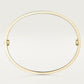Minimalist Gold Bangle – Discreet and Timeless Elegance 