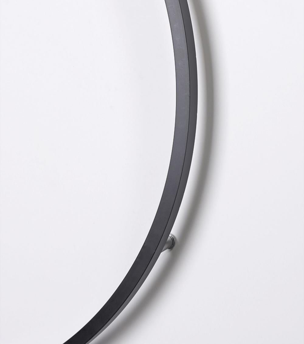 Aplica de perete Halo – Eleganță și modernitate 