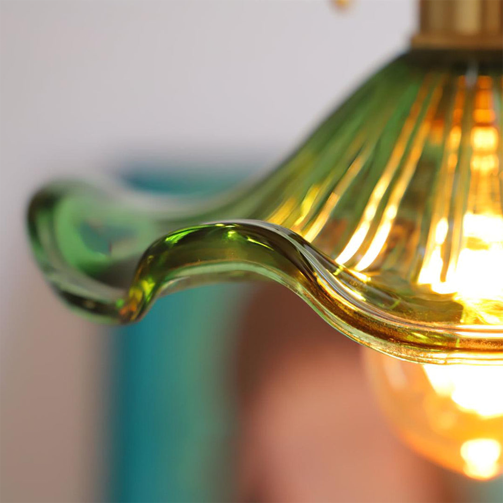 Hanging Flower Lamp – Natural Charm and Tender Spirit 