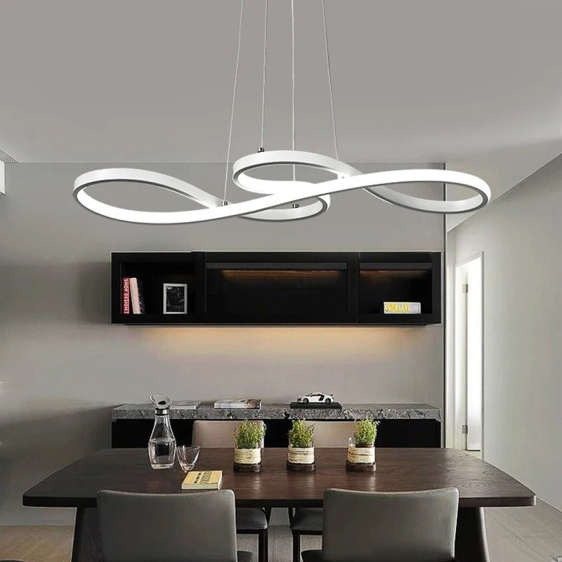 Modern LED függőlámpa gyűrűkben – Elegáns és futurisztikus design 