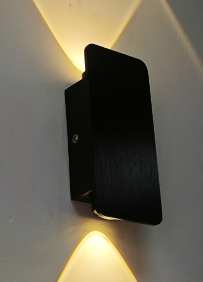 Applique Murale Led Minimaliste – Lumière Subtile Et Ligne Contemporaine