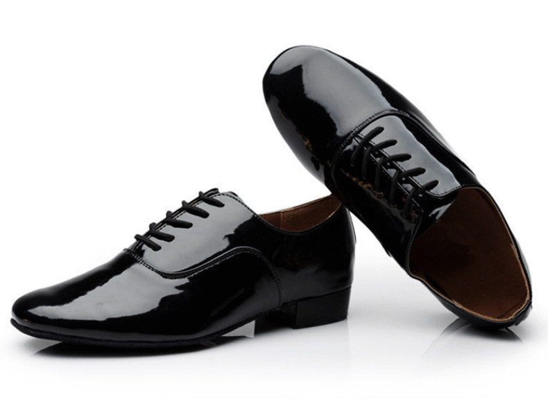 Scarpe da Danza Latina – Flessibilità e Eleganza 