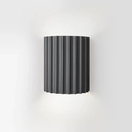 Modern Vägglampa i Resin – Elegans och Originalitet 