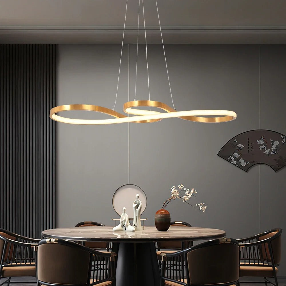 Modern LED függőlámpa gyűrűkben – Elegáns és futurisztikus design 