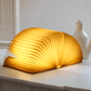 Lampada da Tavolo a Forma di Libro – Originalità ed Eleganza 