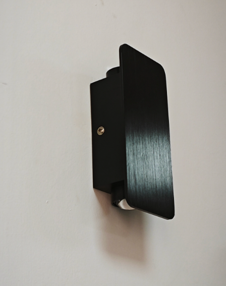 Applique Murale Led Minimaliste – Lumière Subtile Et Ligne Contemporaine