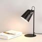 Moderní otočná stolní lampa – elegance a funkčnost 