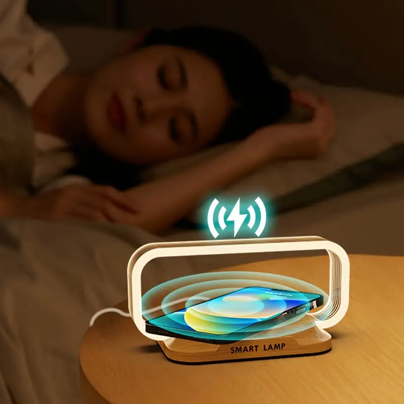 Bordlampe — Moderne belysning med trådløs oplader 