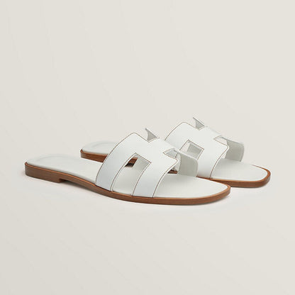Brigitte | Moderna Platta Sandaler – Luftrikt Design Och Urban Stil 