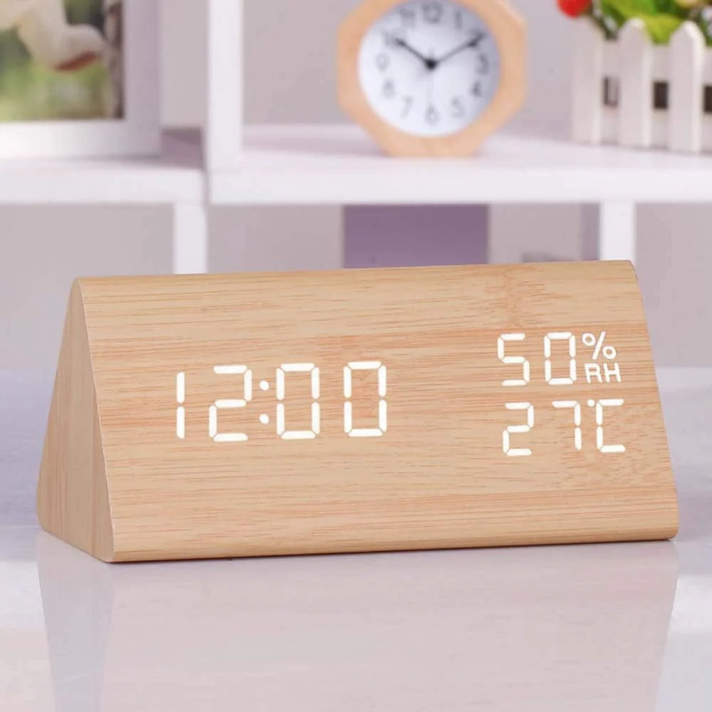 LED-Uhr mit Sprachsteuerung – Modernes Design und intelligente Funktionen 
